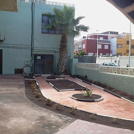 Residencial Roca Eden Appartement